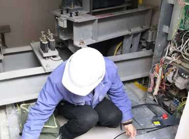 �����ҕ���vϵ�y(t��ng)�İ��b��ʽ